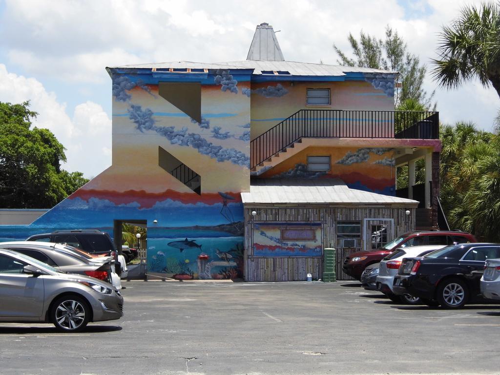 The Bay Inn At The Lani Kai Fort Myers Beach Exterior photo