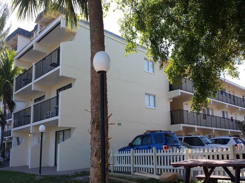 The Bay Inn At The Lani Kai Fort Myers Beach Exterior photo